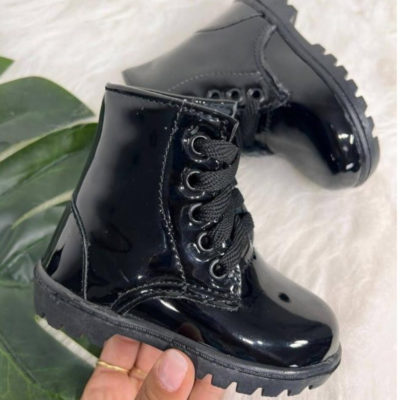 Coturno Básico Verniz